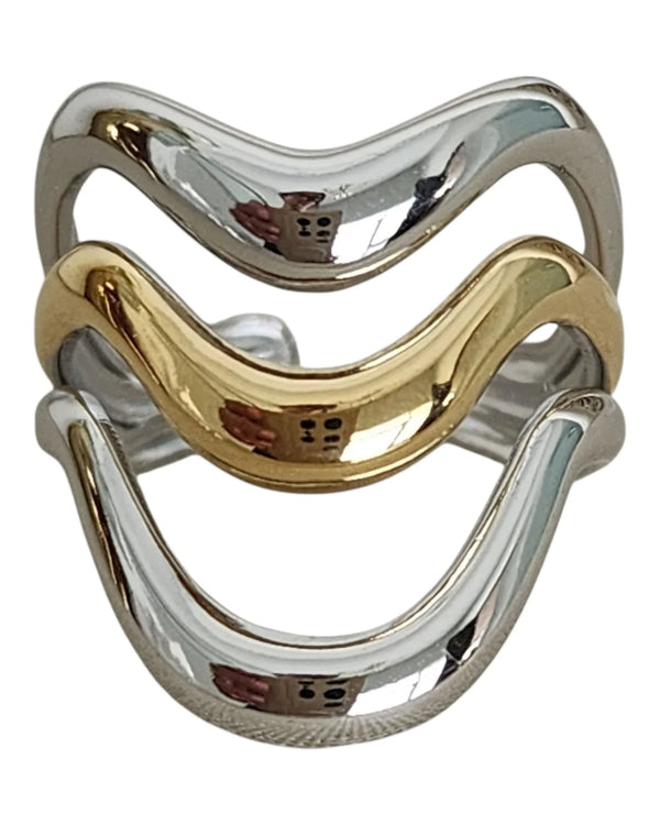 Nia Ring
