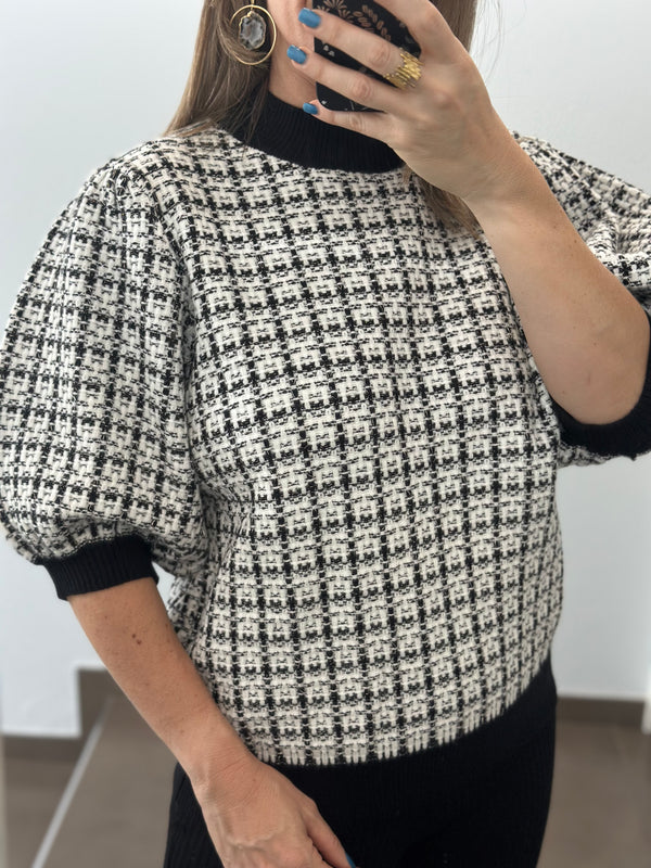 Karina Black Blouse  lo