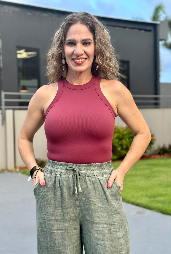 Essential Ribbed Halter Top
